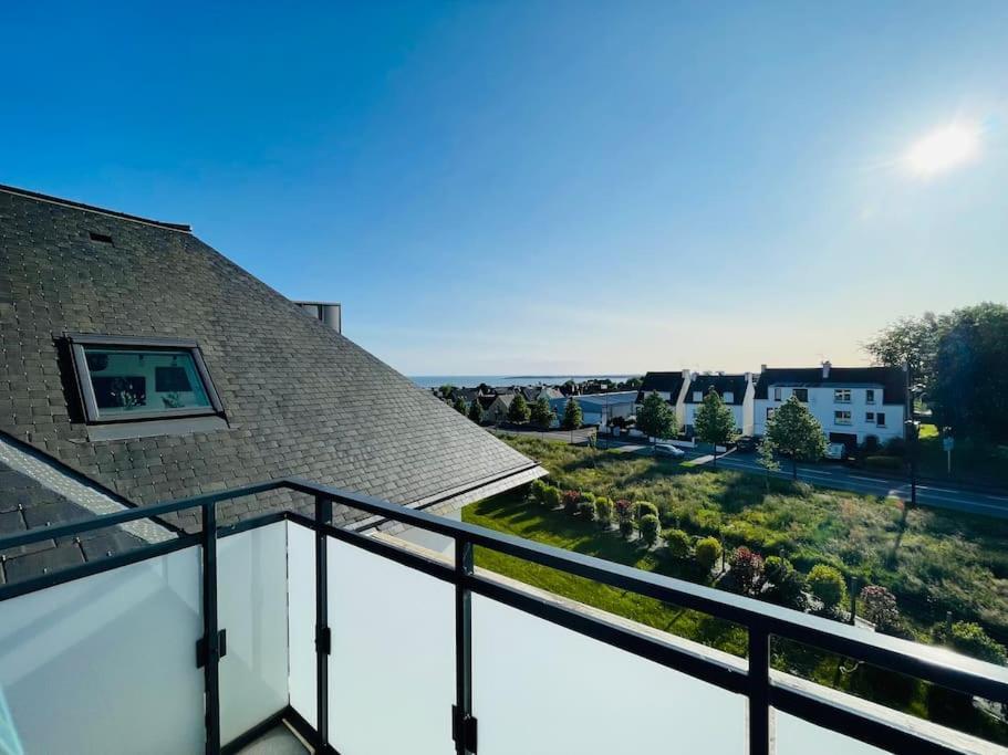 Appartement Lumineux Et Spacieux, Terrasse Et Parking Prive コンカルノー エクステリア 写真